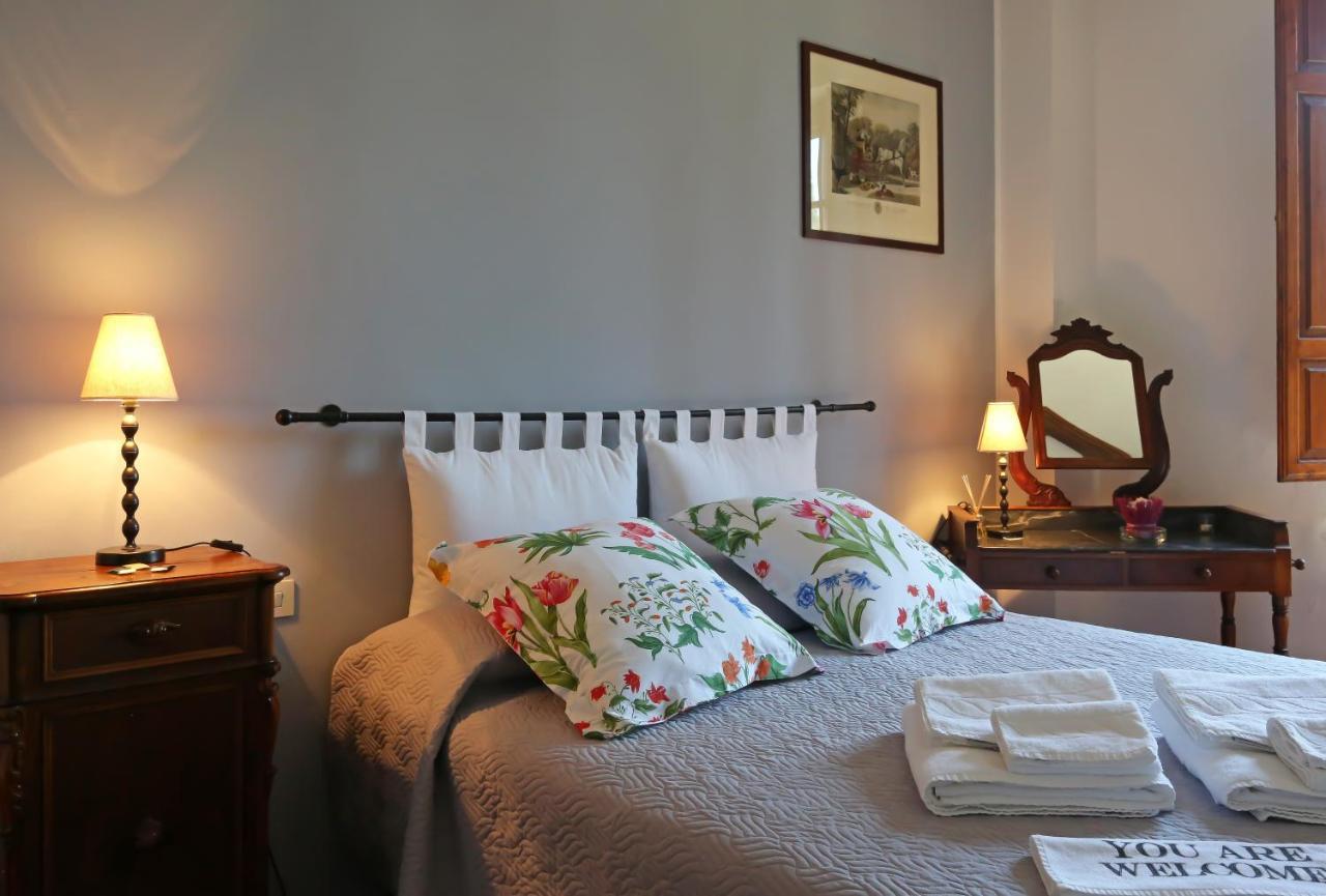 Agriturismo Macciangrosso Casale Piccolomini キウージ エクステリア 写真