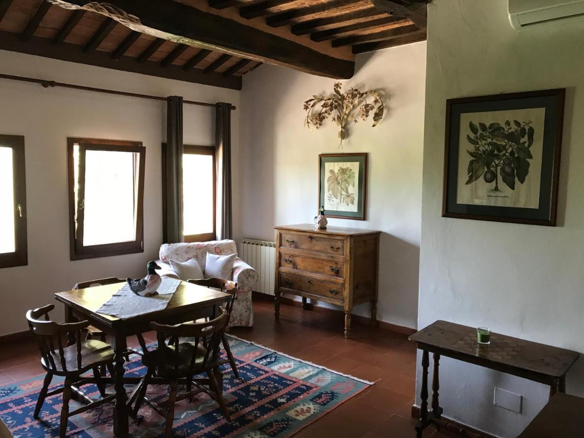 Agriturismo Macciangrosso Casale Piccolomini キウージ エクステリア 写真