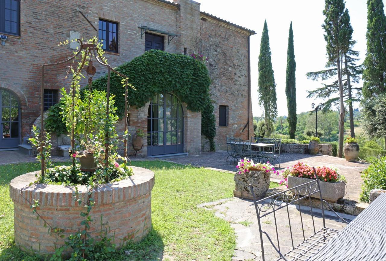 Agriturismo Macciangrosso Casale Piccolomini キウージ エクステリア 写真
