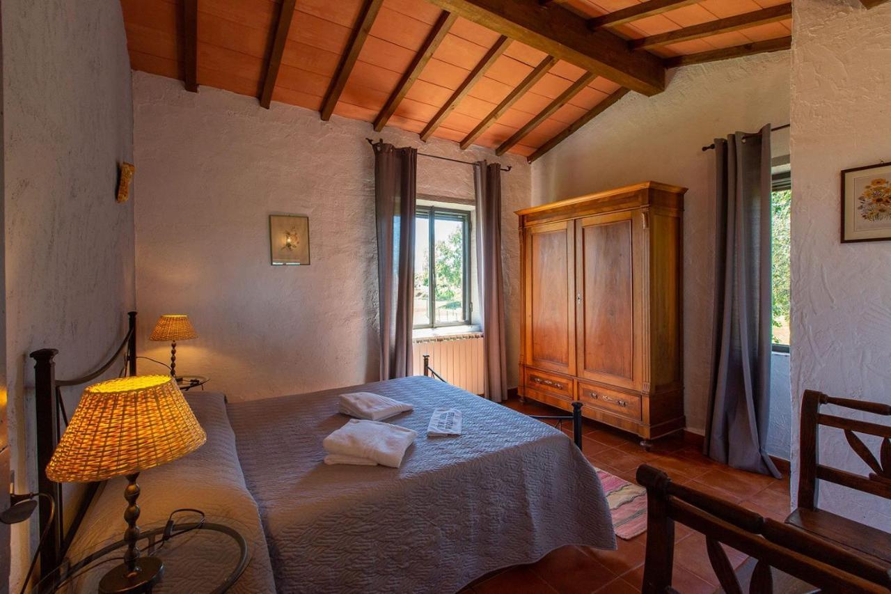 Agriturismo Macciangrosso Casale Piccolomini キウージ エクステリア 写真
