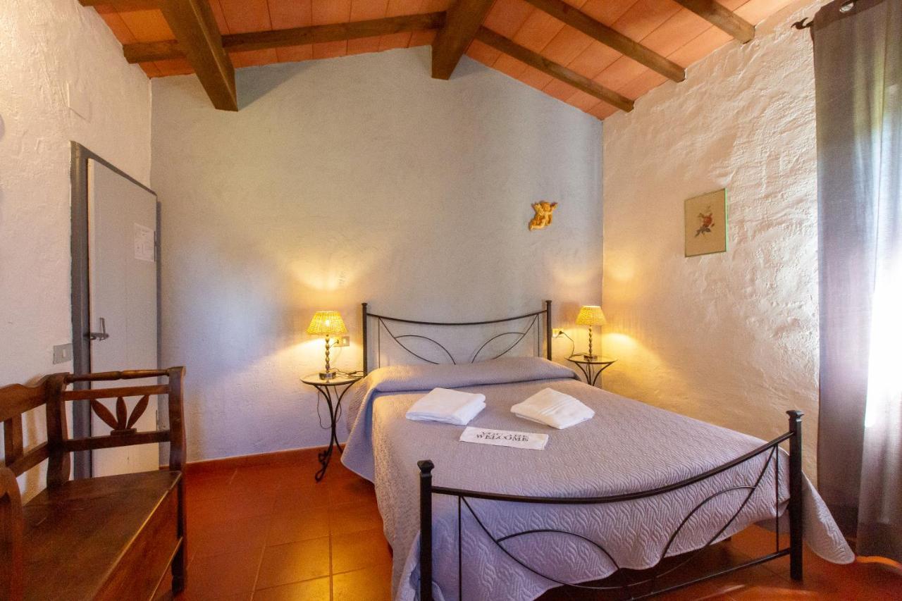 Agriturismo Macciangrosso Casale Piccolomini キウージ エクステリア 写真